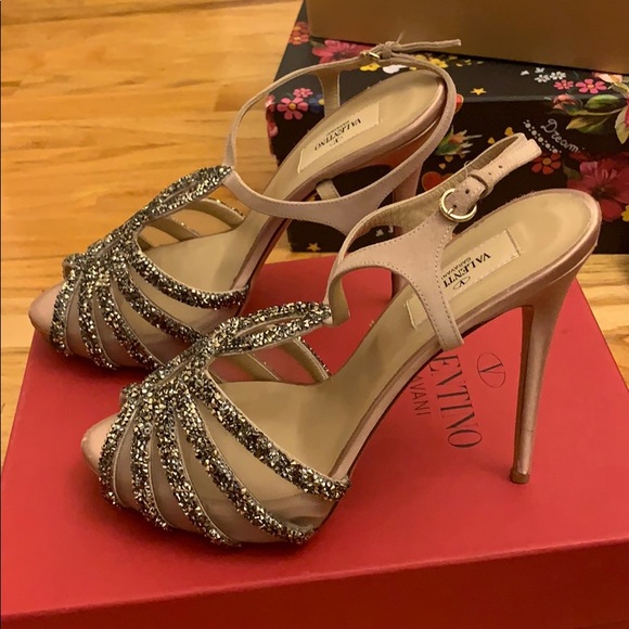 Valentino Shoes - Picture 2 of 6